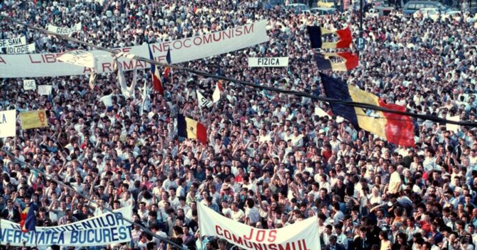 22 aprilie: Ziua în care începe „fenomenul Piața Universității”, cea mai amplă manifestație anticomunistă postdecembristă