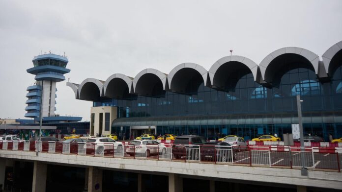 Aeroportul Internațional Henri Coandă din București va fi dotat cu o autogară modernă, marcând un pas important în dezvoltarea infrastructurii de transport