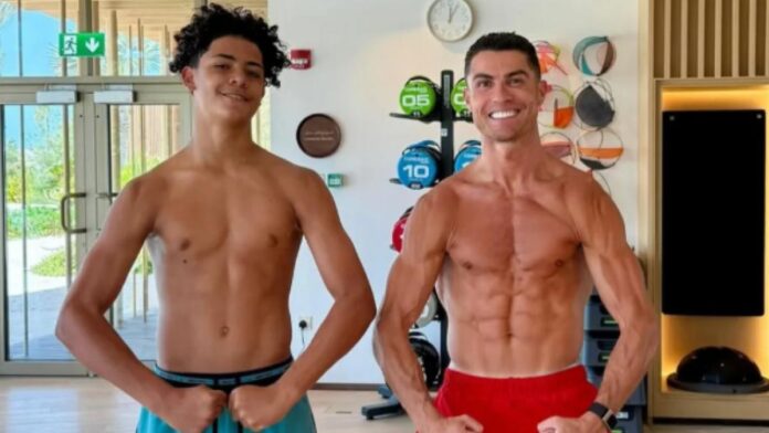 Al Nassr intenționează să-l promoveze pe fiul lui Cristiano Ronaldo la echipa de seniori: tatăl și fiul ar putea juca împreună sezonul viitor