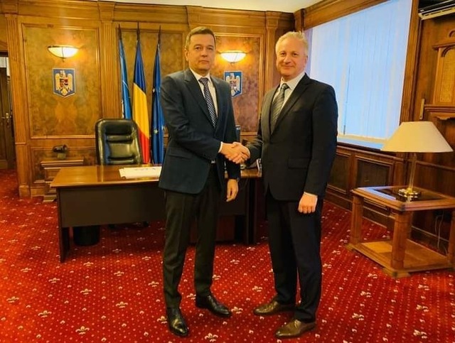 Apel către Sorin Grindeanu de la fostul său consilier la Ministerul Transporturilor: Nu blocaţi România! Nu împingeţi PSD în postura unui partid care, într-un moment critic, a ales instinctul de conservare în locul responsabilităţii