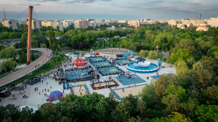 Au început pregătirile pentru BCR Sport Arena Streetball. Competiția are loc în perioada 8-10 mai, în cuva lacului din Parcul Drumul Taberei