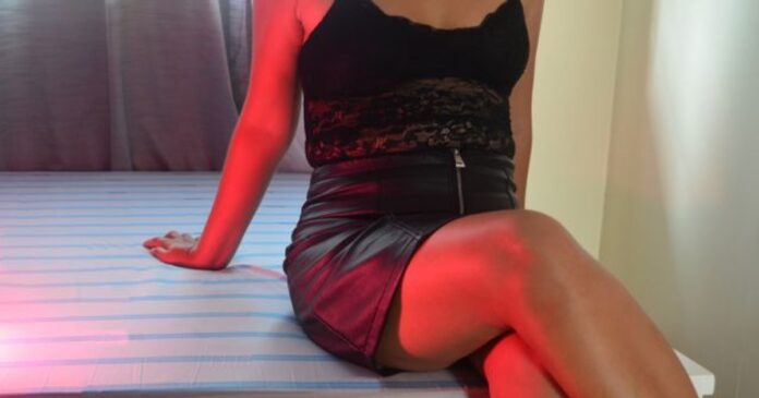 Aventurile unui pompier cu două prostituate: lipsa erecției l-a adus în fața instanței, acuzat și de tâlhărie