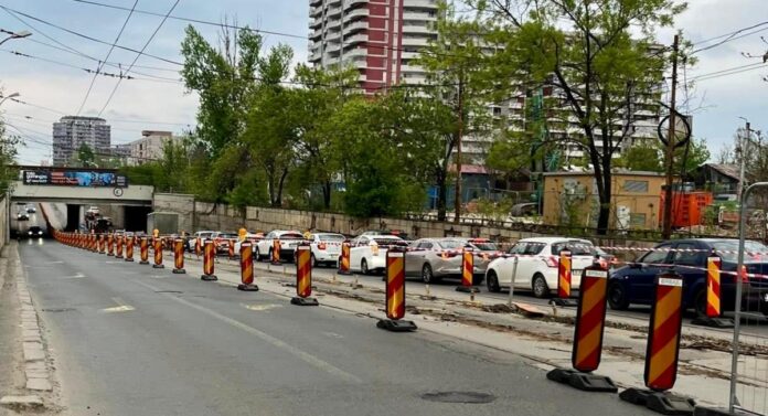 Blocaj rutier iminent pe Bulevardul Ion Mihalache: Șantierele pentru M6 și linia de tramvai paralizează Nordul Capitalei