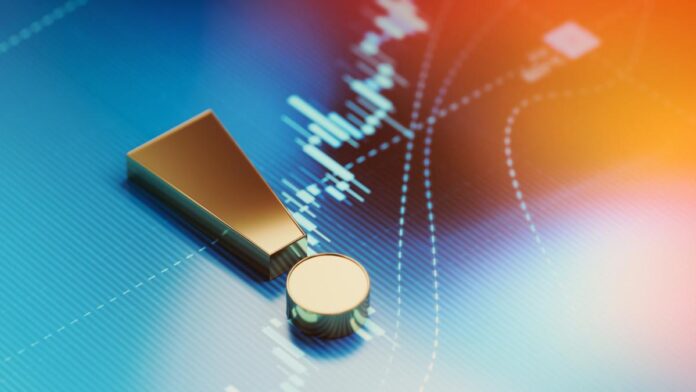 BNR estimează o inflație mai mare de 10% și avertizează că leul riscă să se deprecieze și mai mult față de euro