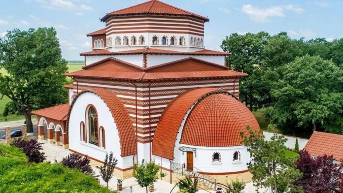 Capul Sfântului Gheorghe va fi adus pentru prima dată în România de la Muntele Athos