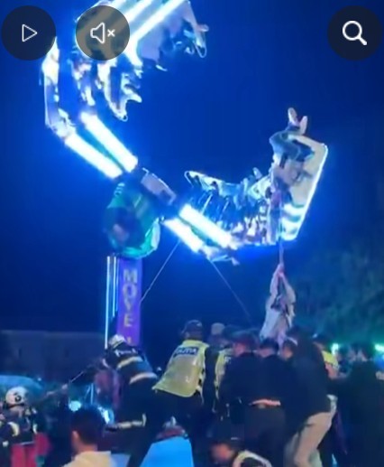 Carusel defect la un eveniment din Caransebeş: 17 copii blocați, 6 transportați la spital cu atac de panică după intervenția pompierilor - VIDEO