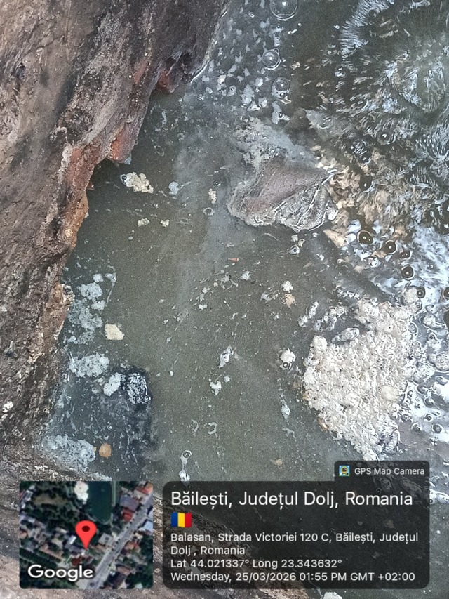 Centru de evenimente din Dolj, prins deversând ape uzate neepurate în râul Balasan și folosind ilegal rețeaua de apă pluvială, sancționat de Apele Române