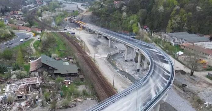 Centura care poate normaliza traficul pe aglomeratul DN1 ar putea fi deschisă vara aceasta. Când va fi gata autostrada Ploiești-Brașov