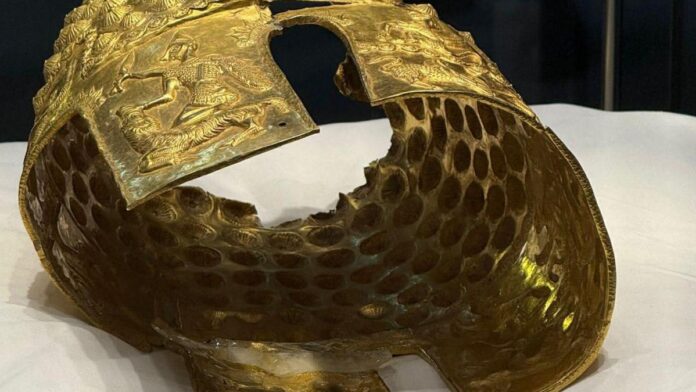 Coiful dacic recuperat din Olanda este deteriorat: Directorul Muzeului de Istorie anunță restaurarea