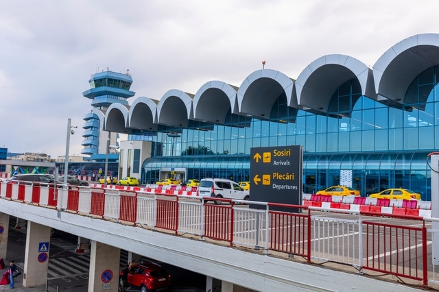 Compania Naţională Aeroporturi Bucureşti anunţă începerea fazei de implementare pentru autogara de la Aeroportul Henri Coandă, care va avea o capacitate pentru minimum 6 autocare, 15 microbuze şi 2 autobuze simultan.