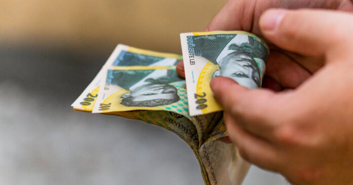 Convenția pentru angajarea persoanelor peste 45 de ani: Ce firme pot primi subvenții pentru fiecare contract nou și în ce condiții