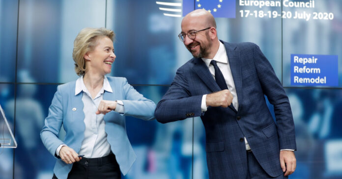 Culisele unor rivalități vechi: Charles Michel apără Turcia după ce Ursula von der Leyen a sugerat că țara este o amenințare pentru UE