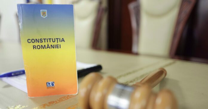 „Curtea nu dă consultații”. Foști judecători CCR explică în ce condiții poate fi sesizată instituția în criza guvernamentală