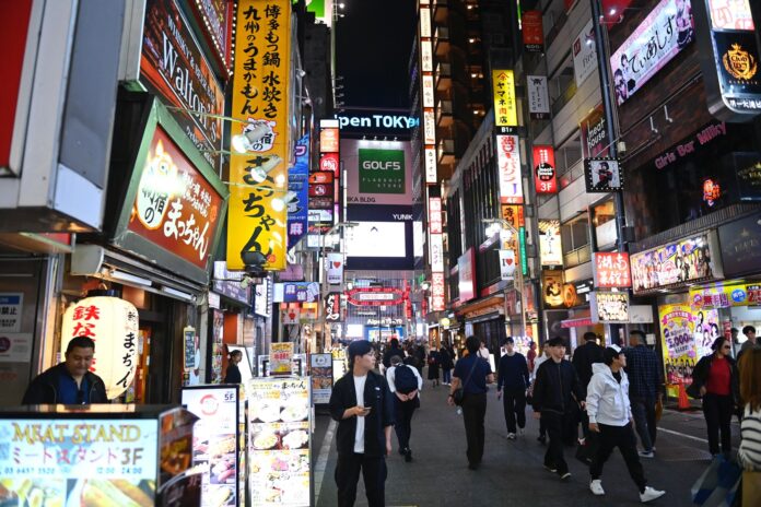 Cutremur de 7,7 în Japonia declanșează alertă de tsunami și temeri privind un posibil 'megacutremur'