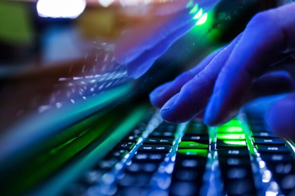 Datele medicale a 500.000 de persoane din Regatul Unit, scoase temporar la vânzare în China pe platforma Alibaba