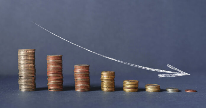 Deficitul bugetar al României a scăzut la 7,9% din PIB în 2025, dar rămâne cel mai ridicat din Uniunea Europeană