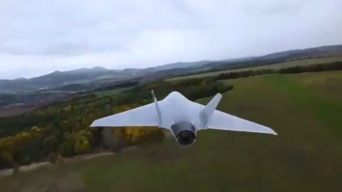 Drone românești pentru Ucraina: Cine dezvoltă interceptoarea anti-Shahed, cu motor turbo și inteligență artificială