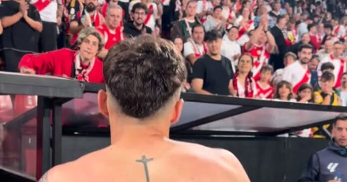 Fanii lui Rayo Vallecano l-au sărbătorit pe Andrei Rațiu după o prestație de excepție în ultima etapă din La Liga