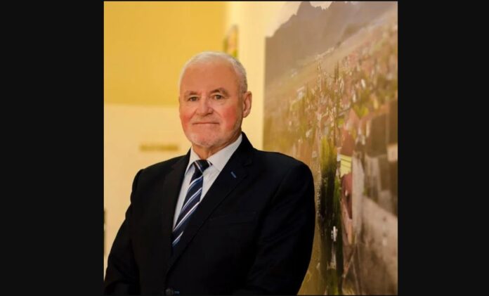 Fost primar din Ghimbav (Brașov), condamnat la 10 ani de închisoare pentru abuz în serviciu, după 8 ani de procese / Achiziții cu dedicație pentru stâlpi de iluminat și leagăne din lemn