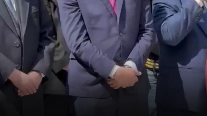 George Simion, nemulțumit de absența invitației la consultările de la Cotroceni, a ales să se roage la moaștele Sfântului Gheorghe