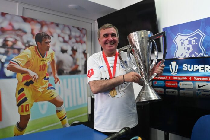 Gheorghe Hagi a fost prezentat oficial ca noul selecționer al echipei naționale de fotbal a României
