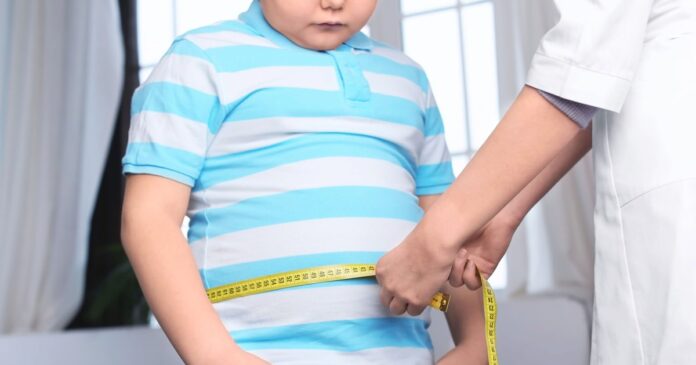 Impactul greutății corporale asupra perspectivei financiare viitoare: O analiză a costurilor economice ale obezității infantile