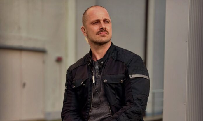 INTERVIU. Actorul român Alexandru Cîrneală, mutat din dragoste în Germania acum 15 ani, reflectă asupra diferențelor dintre cele două țări și a nostalgiei de țară