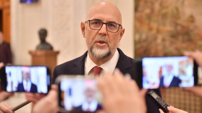 Kelemen Hunor avertizează că acceptarea schimbării premierului de către PSD ar însemna sfârșitul politic pentru PNL