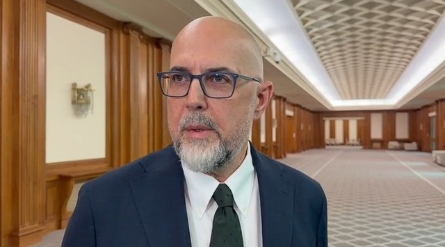 Kelemen Hunor propune două scenarii pentru formarea majorității parlamentare: fie o discuție de la zero fără coaliția existentă, fie o majoritate în jurul actualilor membri guvernamentali.
