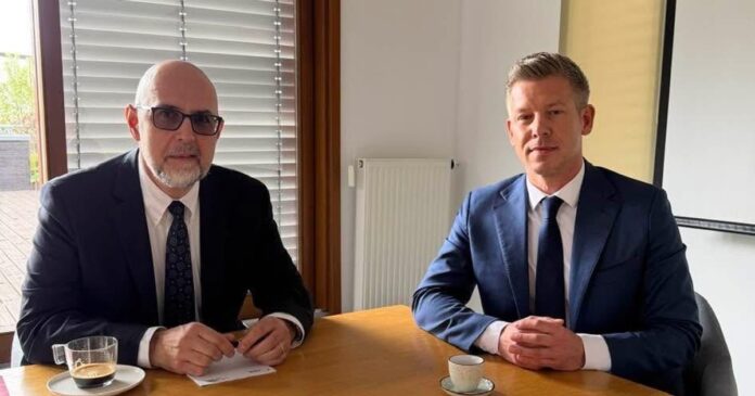 Kelemen Hunor și Peter Magyar, câștigătorul alegerilor din Ungaria, s-au întâlnit la Budapesta: Subiectele discutate de cei doi lideri