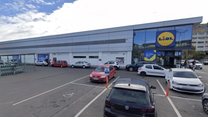 Lidl implementează un sistem de supraveghere video în parcări pentru a limita abaterile șoferilor