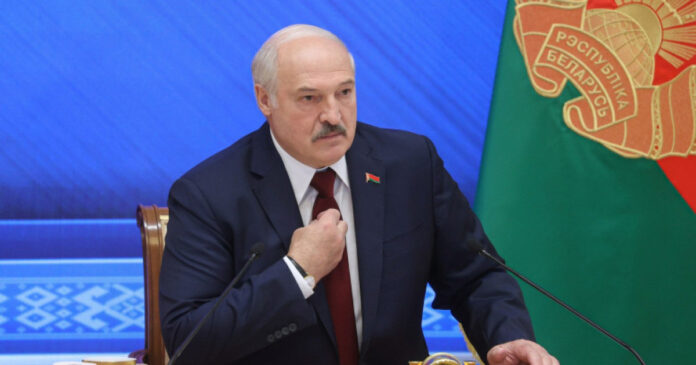 Lukașenko se distanțează de 'împărații' Putin și Trump, afirmând că nu caută dragostea populară