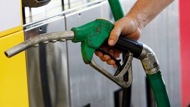 Majorări de prețuri considerabile la stațiile OMV Petrom, Rompetrol, Lukoil și Socar