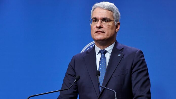 Ministrul Dragoș Pîslaru avertizează că retragerea PSD de la guvernare riscă 8 miliarde de euro din PNRR