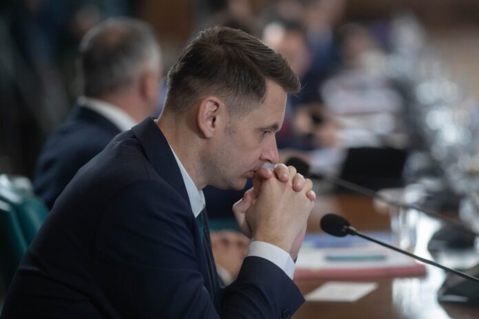 Mircea Abrudean, președintele Senatului: PNL îl va propune tot pe Bolojan pentru funcția de premier, în cazul căderii Guvernului