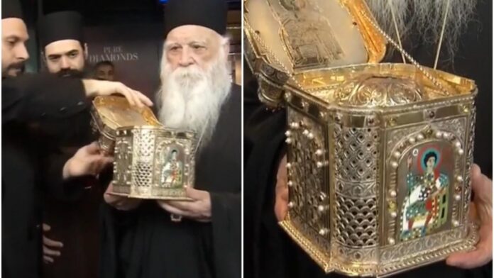 Moaștele Sfântului Gheorghe au sosit în România: sute de credincioși așteaptă la Mănăstirea Pantocrator din Teleorman