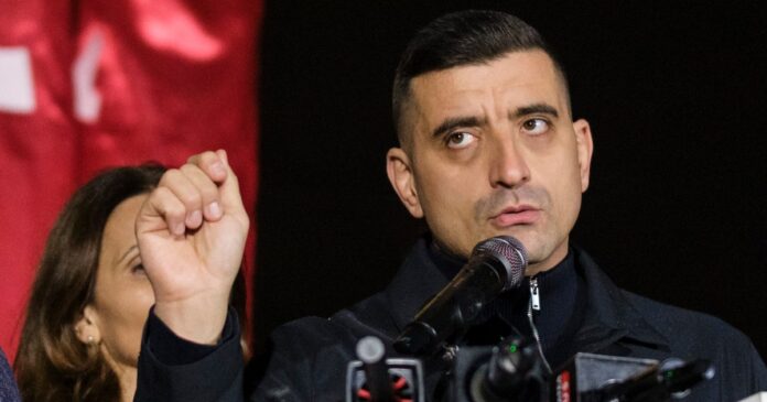 Moțiunea de cenzură, mărul otrăvit pentru PSD. De ce orice greșeală a lui Sorin Grindeanu face AUR și mai puternic