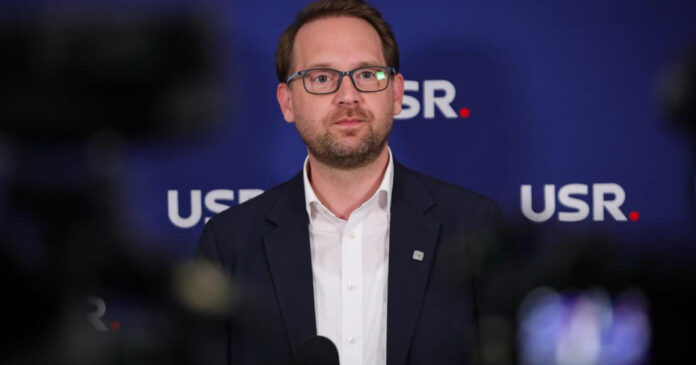 „Nimeni nu vrea să se bazeze pe voturile extremiștilor” – Declarația lui Dominic Fritz despre un Guvern minoritar cu sprijinul Opoziției