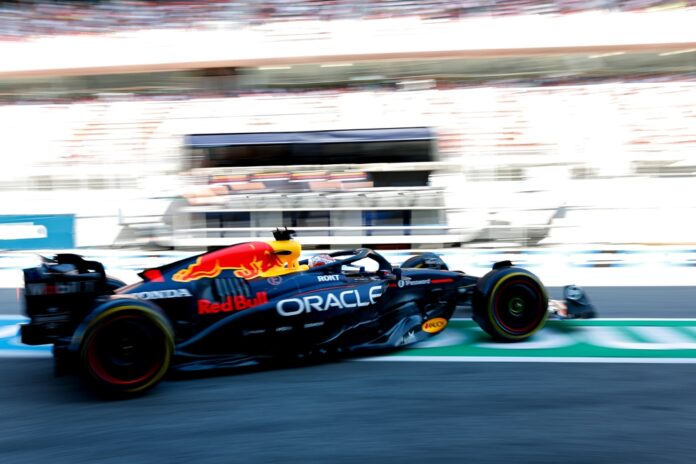 „Opresc televizorul” – Jos Verstappen atacă dur regulamentul Formula 1 2026