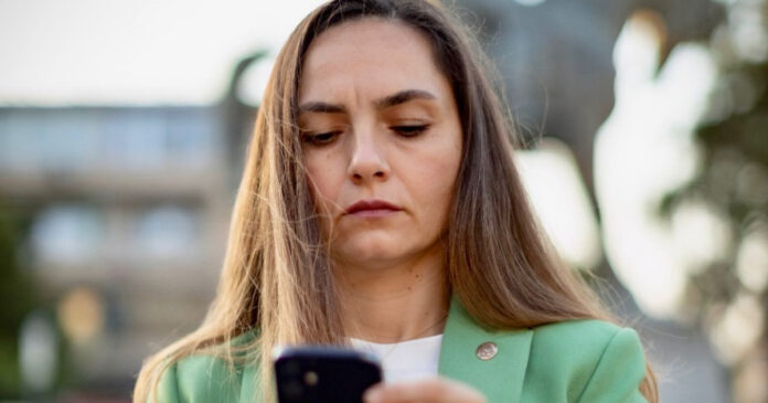 Partidul Oamenilor Tineri (POT) pierde grupul parlamentar în Camera Deputaților după plecarea a 10 deputați