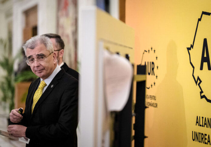 Petrișor Peiu, numărul 2 din AUR, confirmă negocierile cu PSD pentru o moțiune de cenzură împotriva guvernului Bolojan: „Moțiunea noastră de cenzură este pregătită, va fi depusă în luna mai. Lăsăm posibilitatea PSD-ului să o depună pe a lor mai devreme și, dacă o depun, o vom vota”