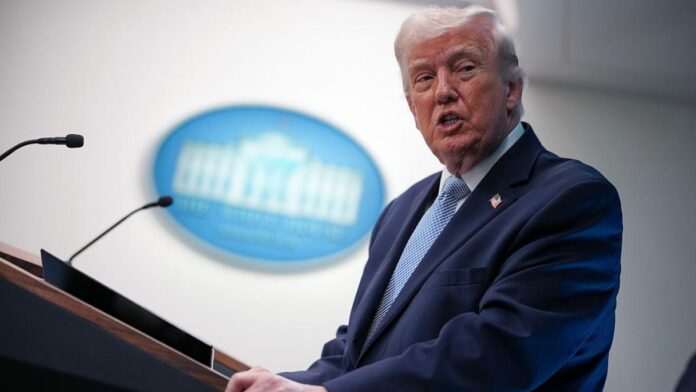Politico: Trump pregătește sancțiuni pentru aliații NATO de pe „lista neagră”. România și Polonia pot profita