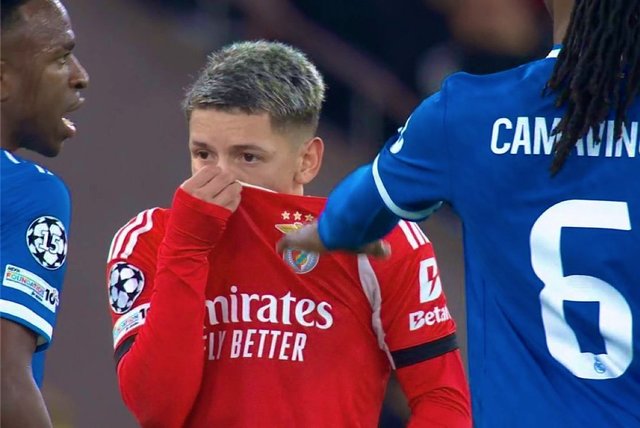 Prestianni (Benfica) suspendat șase meciuri pentru comportament discriminatoriu la meciul cu Real Madrid