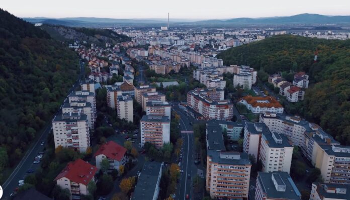 Primăria Brașov a obținut fonduri UE de 40 de milioane de lei pentru reabilitarea pietonalului Valea Cetății din Răcădău