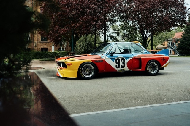 Primul BMW Art Car, creat de Alexander Calder, expus la București în cadrul RAD Art Fair