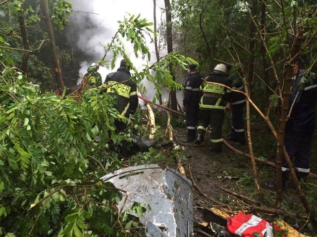 Procurorii militari au dispus urmărirea penală a 17 persoane, dosarul vizând înlocuirea elicopterului prăbușit în 2016 în Republica Moldova / Pentru noua aeronavă nu s-au îndeplinit formalitățile vamale / Prejudiciu de peste 4,4 milioane de lei