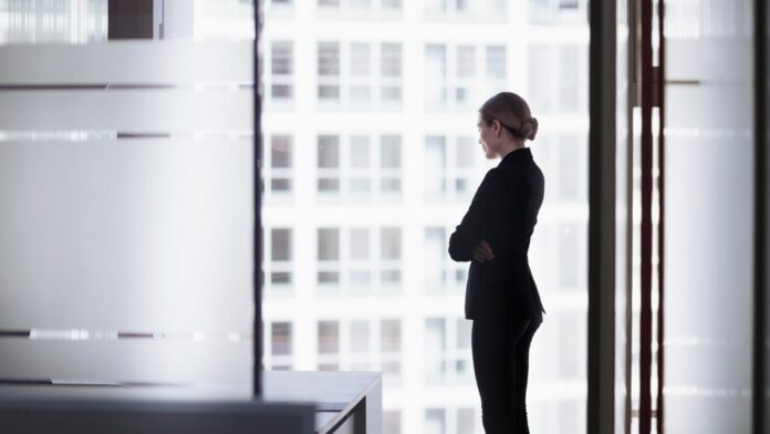 Programul „Femeia Antreprenor” va fi reluat: Ajutor de 200.000 de lei pentru afaceri conduse de femei. Anunțul ministrului Economiei