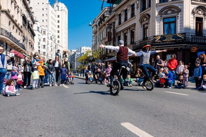 Programul „Străzi deschise” revine din acest weekend pe Calea Victoriei / În premieră, și Strada Brezoianu devine pietonală / Programul complet pentru weekendul 25-26 aprilie