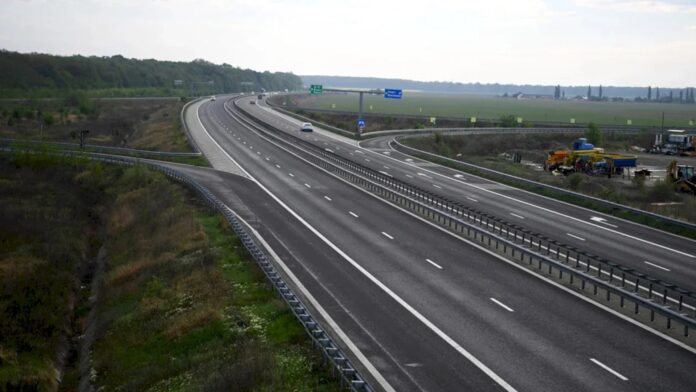 Progres tehnic pe Autostrada București-Brașov: tema geotehnică pentru foraje, aprobată. Studiul de fezabilitate pentru tronsonul de la Ploiești la munte va fi gata în 2027