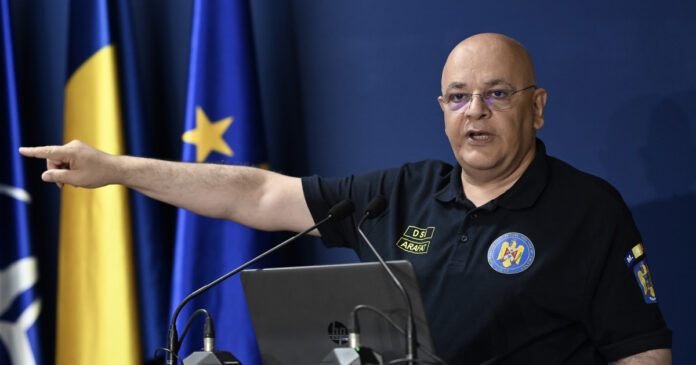 Raed Arafat prezintă documente, după acuzațiile într-un dosar de contrabandă cu un elicopter SMURD: „Sunt nefondate și contradictorii”